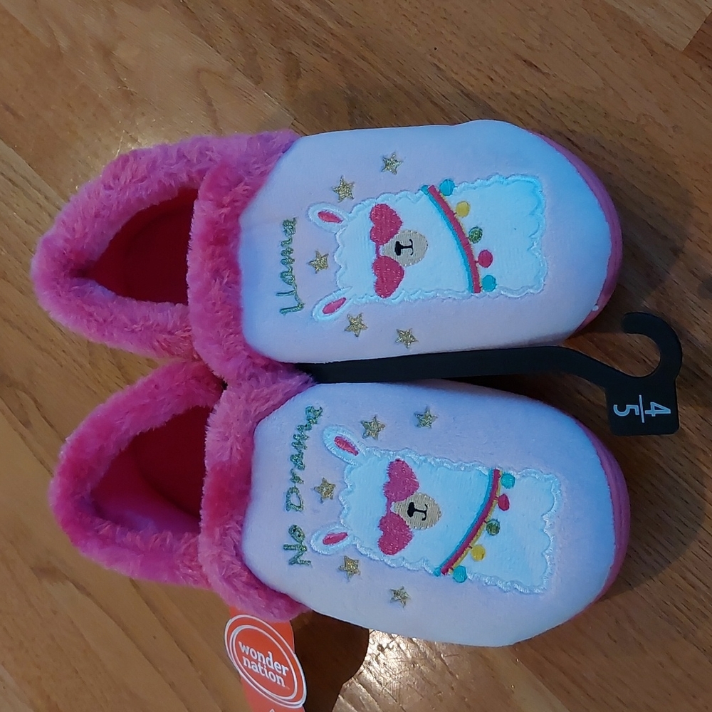 Wonder Nation Girl Slippers